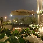 Zuretti 61 Oda ve Kahvaltı Milano