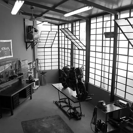 Zuretti 61 B&B 밀라노